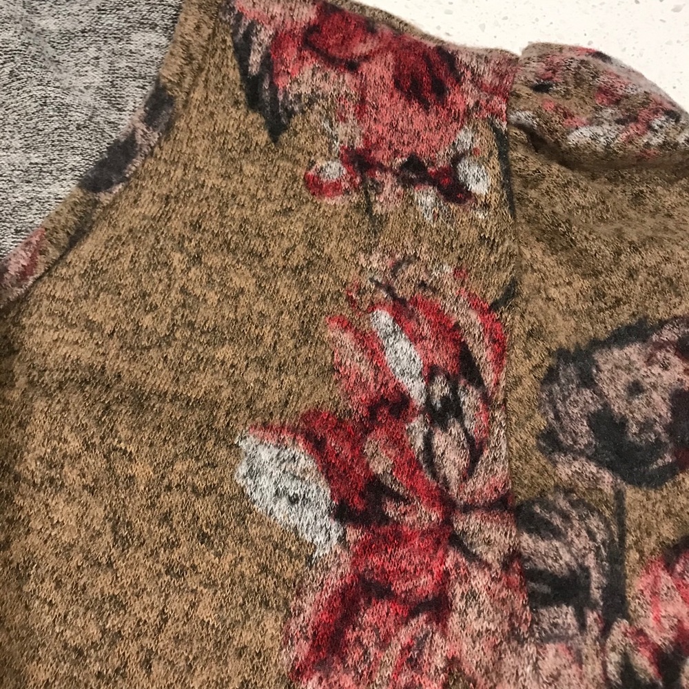 Sz XL Blouson Sleeve Twist Hem - Picture 11 of 16